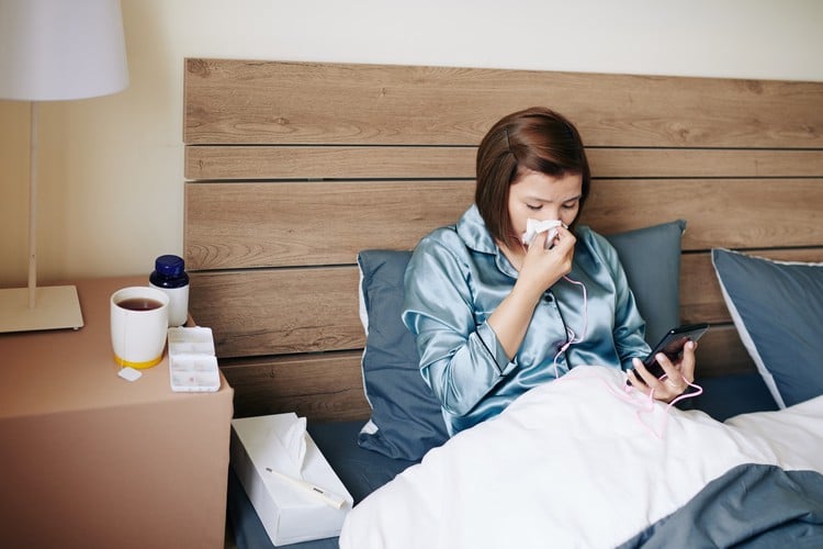 Grippensymptome lindern Hausmittel Gerstentee Wirkung bei Erkältung