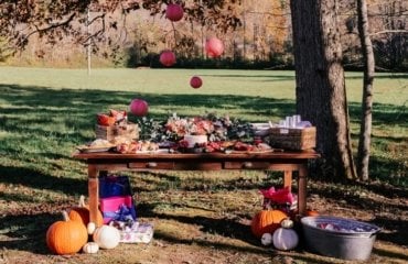Herbstliche Deko für Geburtstagsparty im Garten