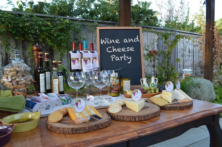 Idee für Geburtstagsfeier im Herbst Käse und Weinprobe