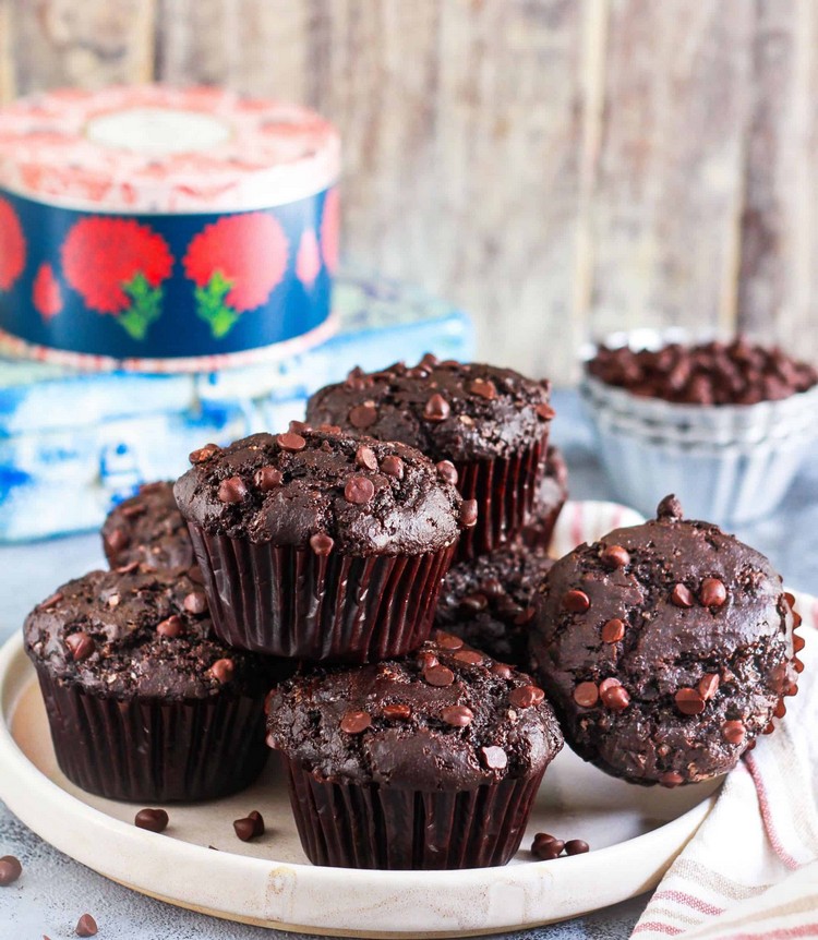 Kann man mit jedem Proteinpulver backen proteinreiche Frühstücksrezepte gesunde Schokomuffins