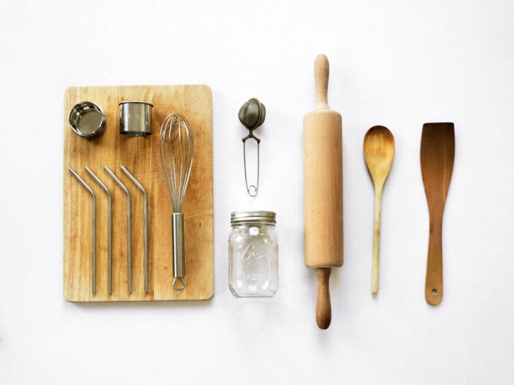 Küchenutensilien aus Holz oder Metall kaufen und Plastik vermeiden
