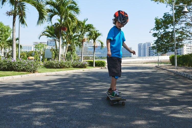 Skateboarden für Kinder entwickelt wichtige Kompetenzen