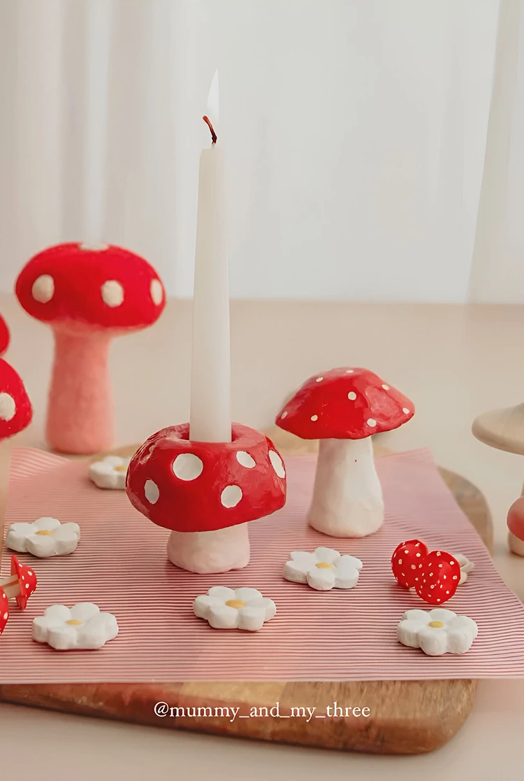 Modelliermasse Ideen für Herbst - Niedliche Fliegenpilze als Kerzenständer