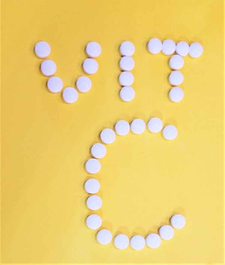 vitamin c aus tabletten geformt