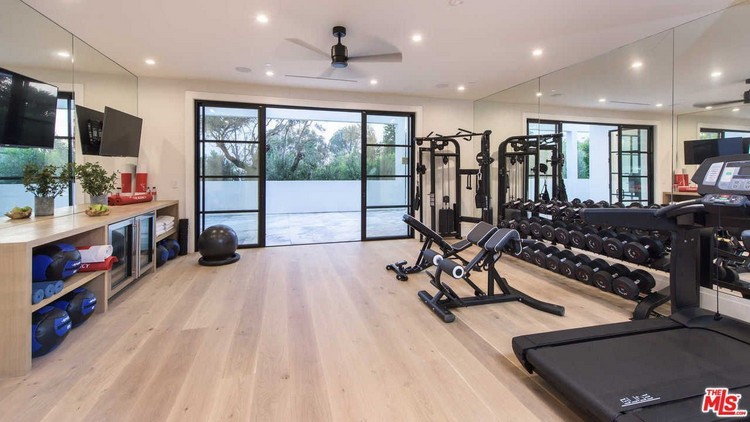 Fitnessstudio Zuhause einrichten Sportzimmer gestalten Home Gym Ideen