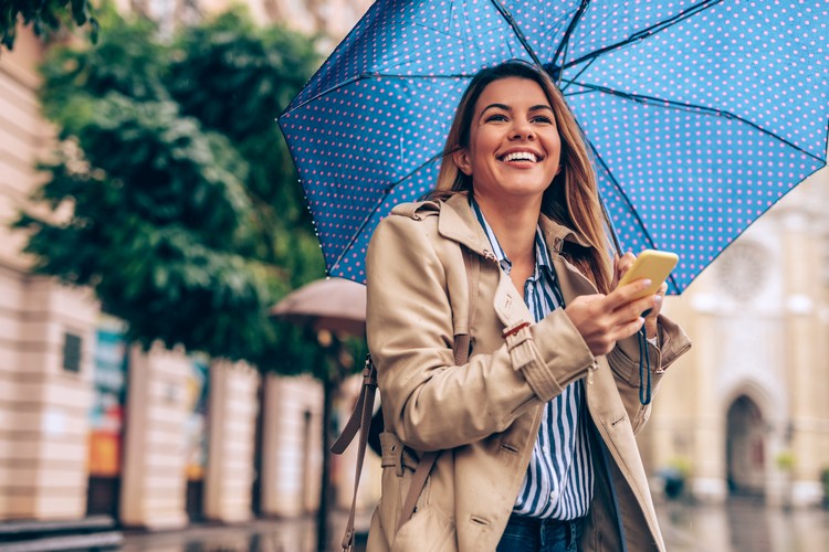 Frisur bei Regen für lange Haare Winter Haarpflege Tipps