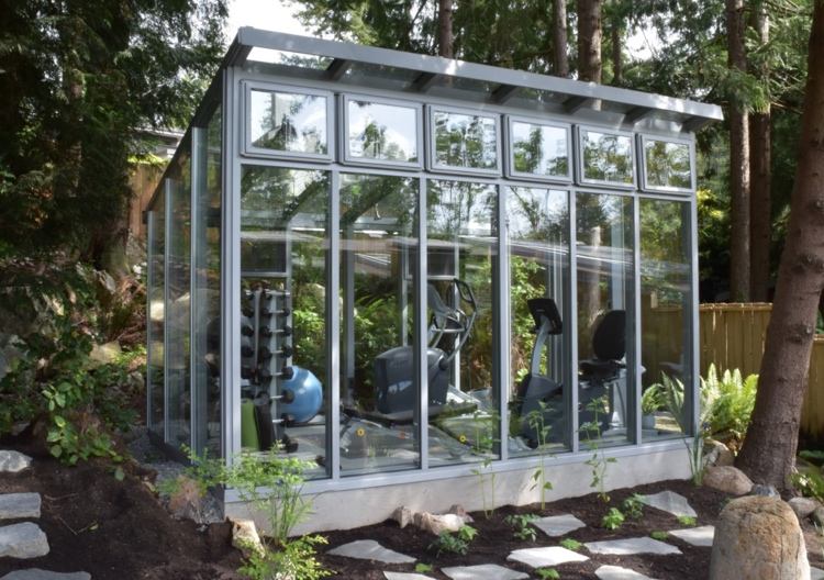 Gartenhaus aus Glas mit Pultdach