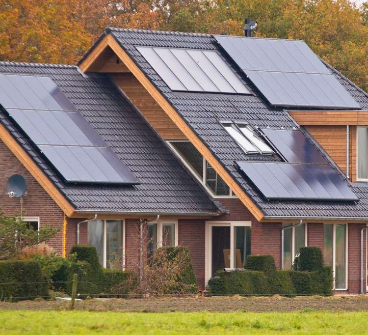 Solaranlage für das Haus Vorteile Hausbautrends 2021