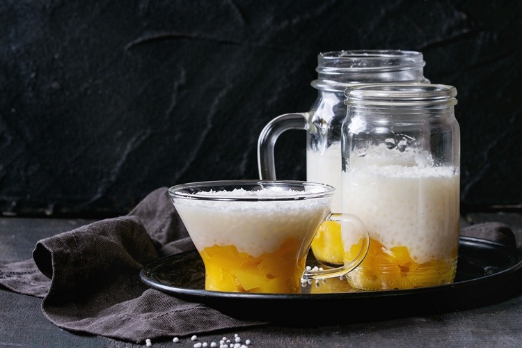 Tapioka Pudding mit Kokosmilch und Mango