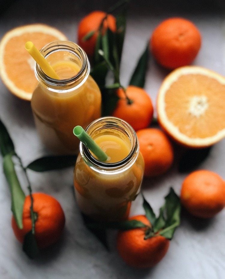 Vitamin C bei Eisenmangel Orangensaft trinken