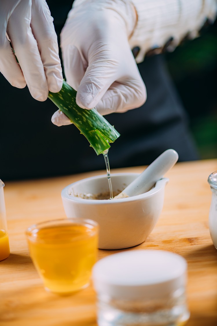 Aloe Vera Gesichtsmaske Hausgemachte Gesichtsmasken bei Akne