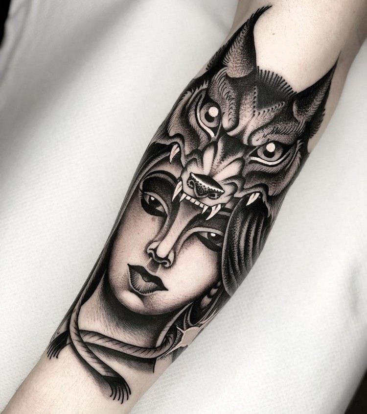 Black and Grey Tattoodesign Ideen Unterarm Tattoos für Frauen