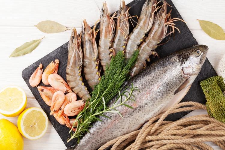 Fisch und Meeresfrüchte bei Arthritis essen