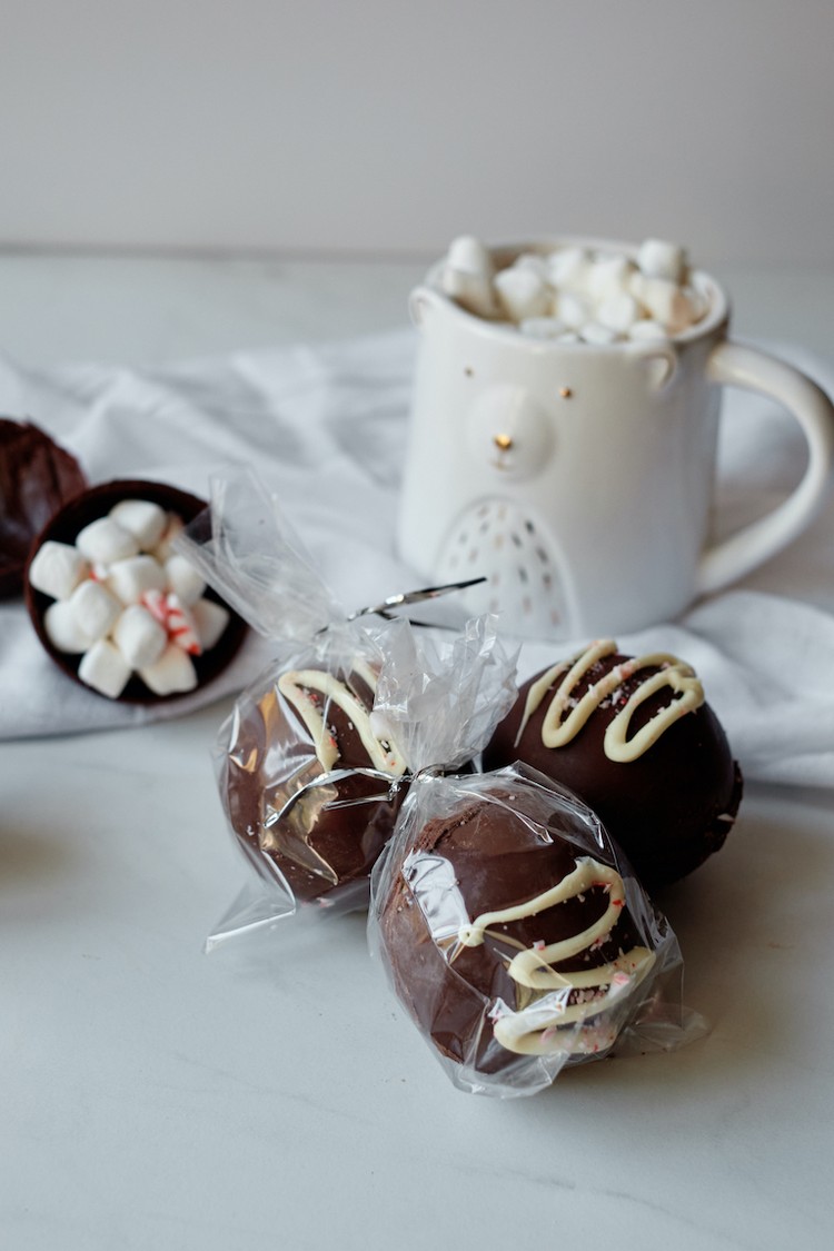 Hot Chocolate Bombs selber machen keto heiße Schokobomben Rezept
