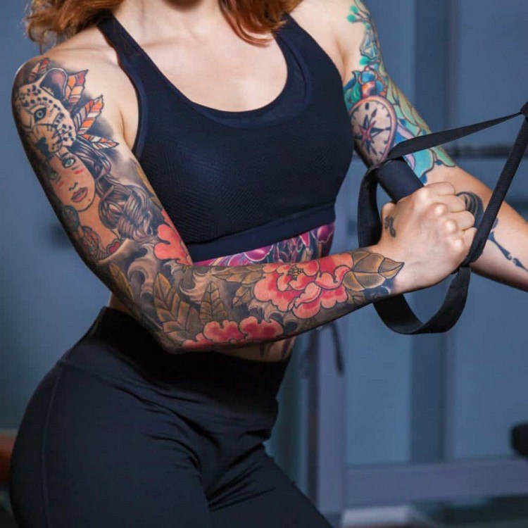 Mixed Media Tattoo Trends 2021 Ärmel Tattoodesign für Frauen