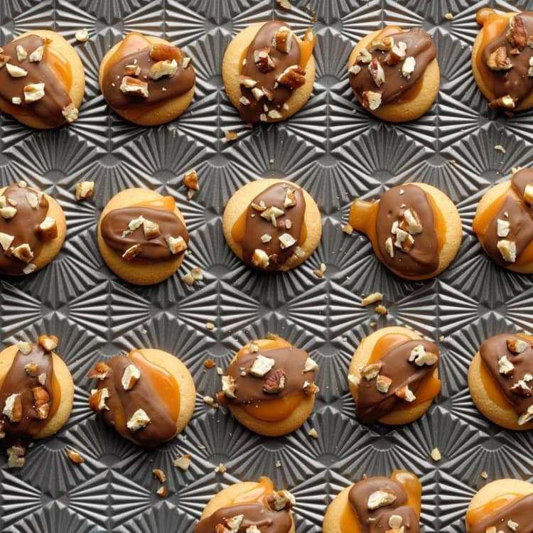 Plätzchen ohne backen - Kekse mit Karamell, Schokolade und Walnüssen oder Pekannüssen