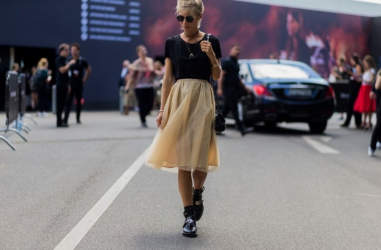 Röcke Trends 2021 Tüllrock kombinieren elegante Business Outfits für den Herbst