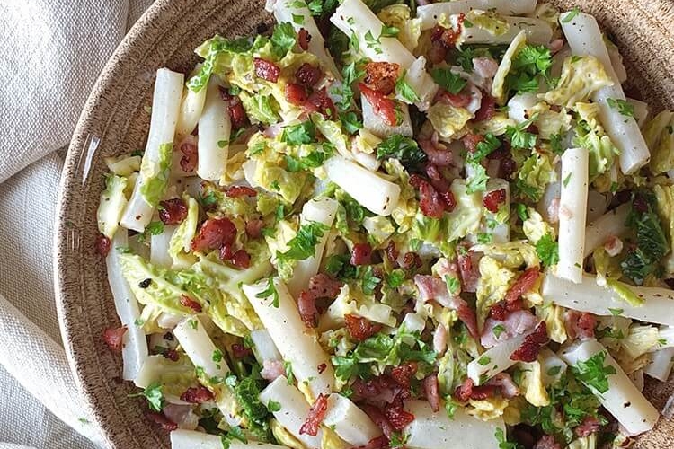 Schwarzwurzeln Salat zubereiten schnelles Winterrezept