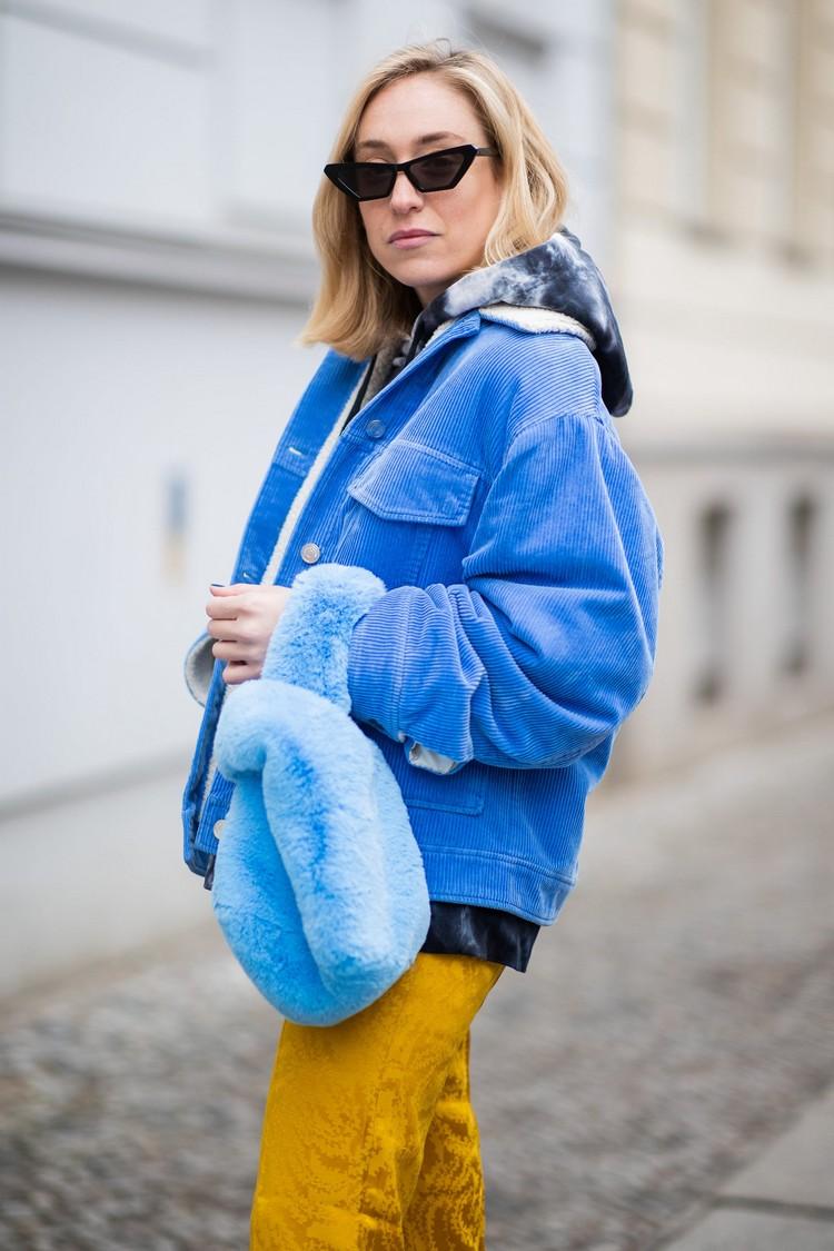 Senfgelb kombinieren Winter Outfits Shearling Bags Handtaschen Trends