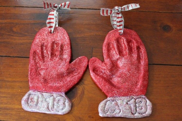 Weihnachtsgeschenk Andenken Handschuhe mit Handabdruck des Kindes