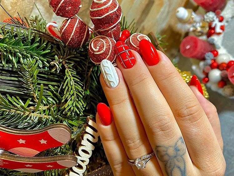 Weihnachtsnägel rot Cable Knit Nails selber machen