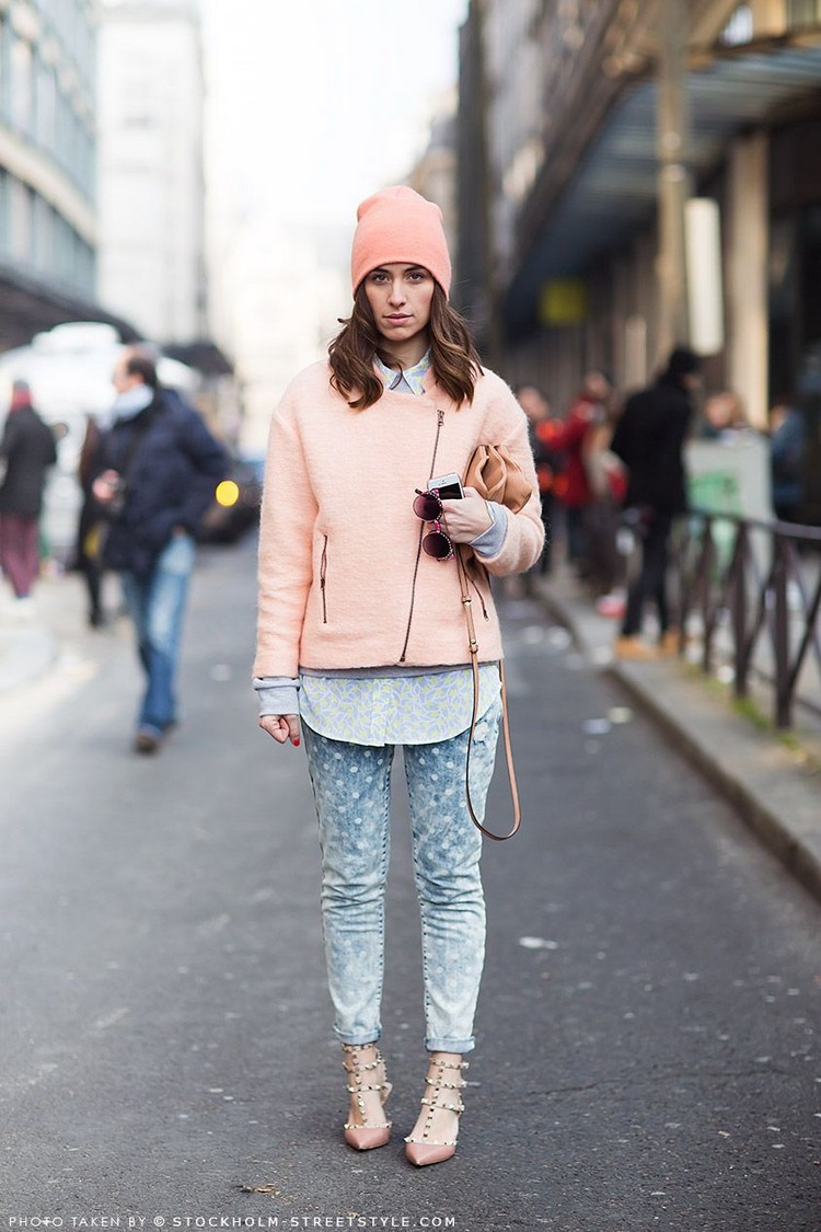 Boyfriend Jeans kombinieren wie Pastellfarben im Winter tragen