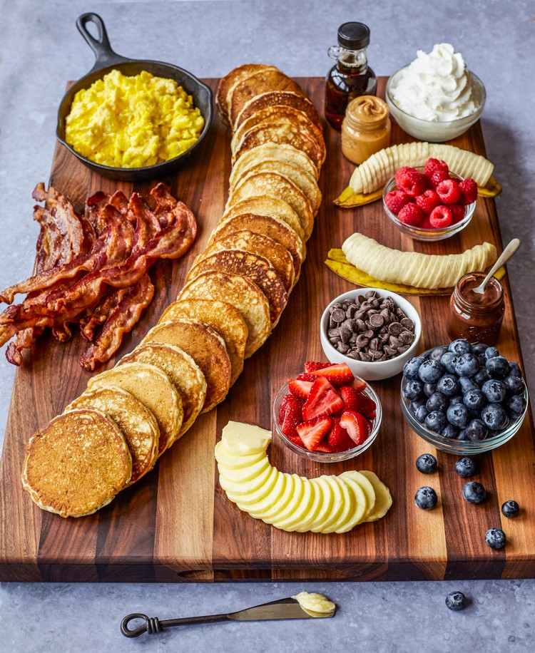Charcuterie-Platte mit Obst gesunde Charcuterie-Frühstücksplatte Tipps