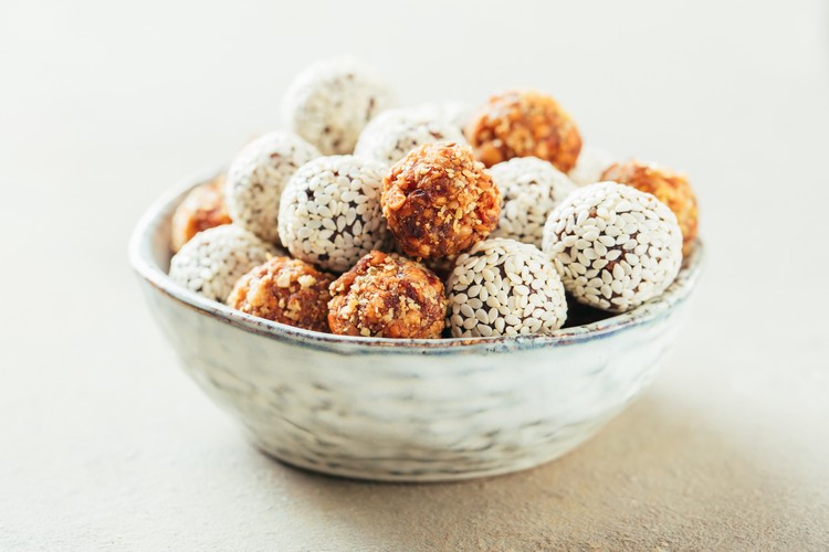 Chia Samen Rezepte zum Abnehmen kalorienarme Energy Balls