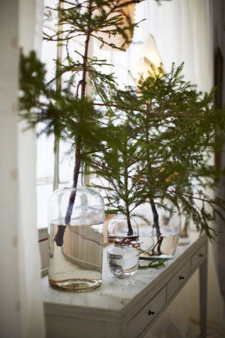 Fenster Deko nach Weihnachten mit Naturmaterialien