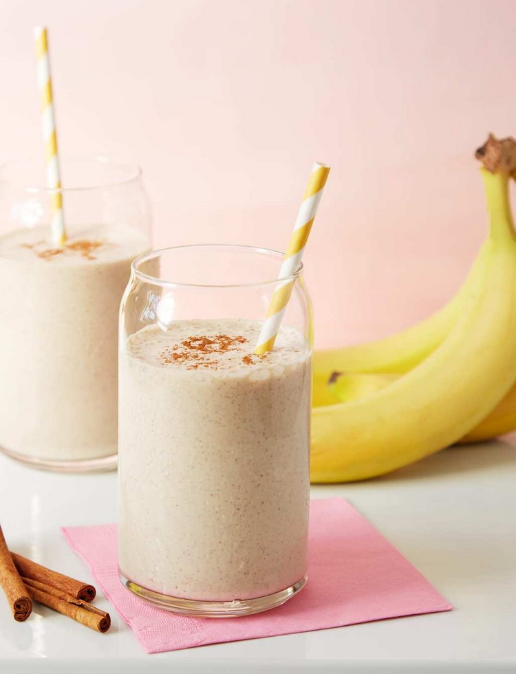 Gesundes Frühstück zum Abnehmen Bananen Proteinshake Low Carb