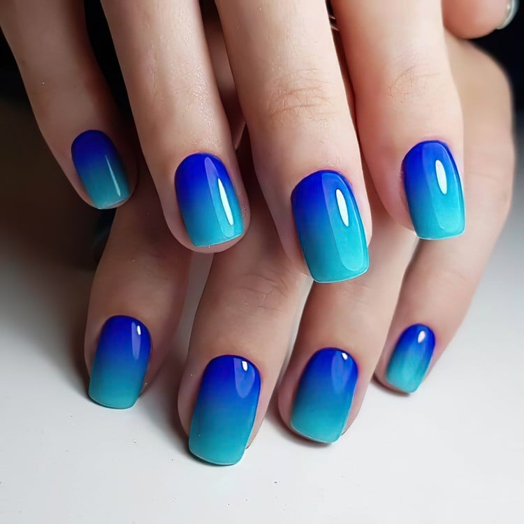 Blaue Nägel 25+ der schönsten Looks für Ihre nächste Mani!