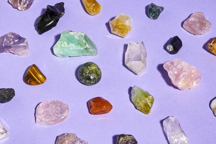 Schutzsteine und Heilkristalle und Schutzkristalle verschiedene Arten
