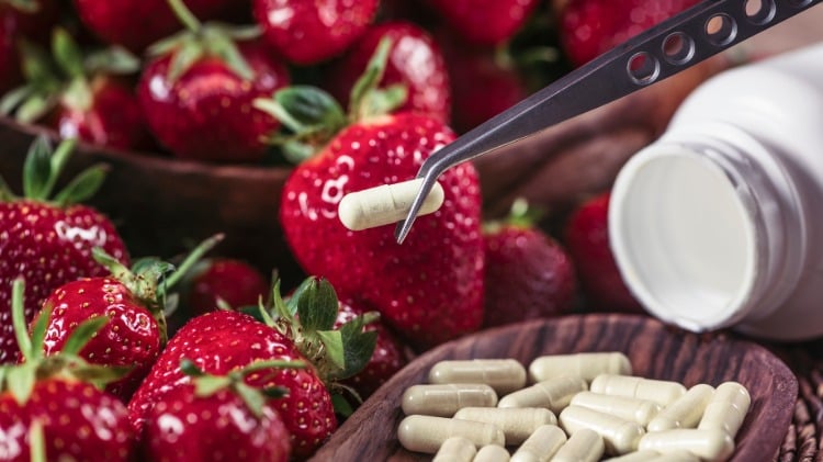 fisetin in erdbeeren kann als mittel gegen altern und anti aging behandlung verwendet werden