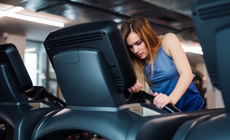 1000 Kalorien verbrennen Workout Laufband Kalorienverbrauch erhöhen