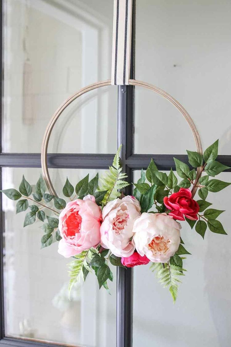 DIY Dekorationen zum Frühjahr mit floralen Elementen