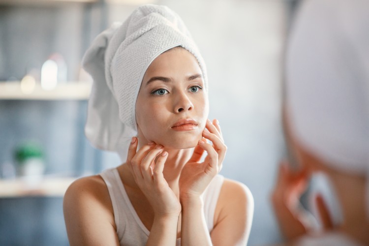 Gesichtspflege Tipps für trockene Haut Slugging Hautpflege