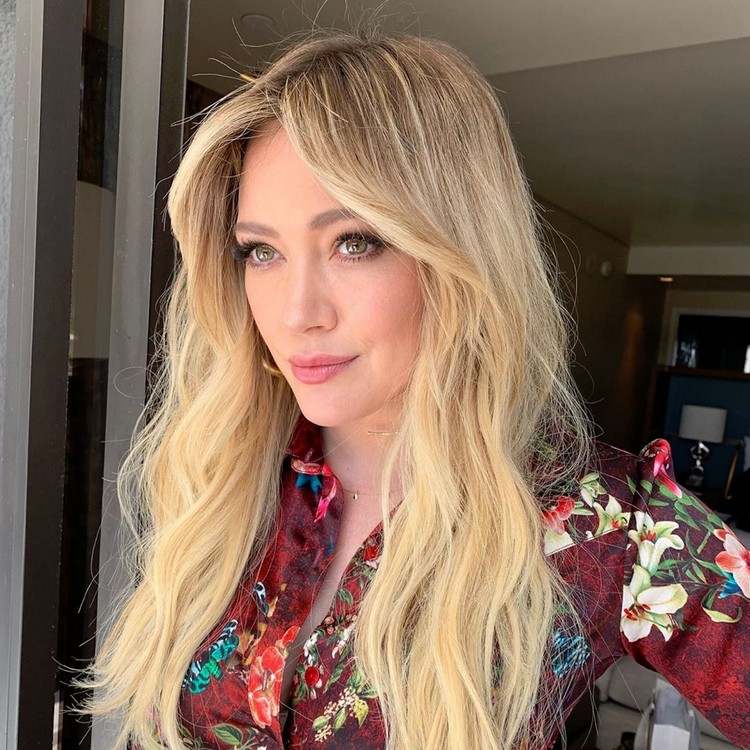 Hilary Duff Frisuren Haartrends 2021 Waft Fringe