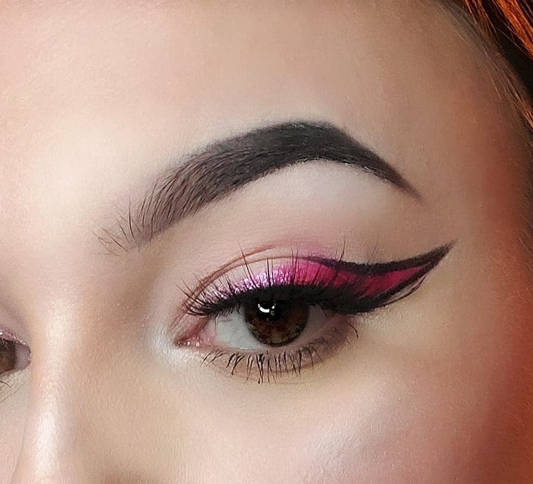 Makeup Trends 2021 Pink Eyeliner Schminktipps