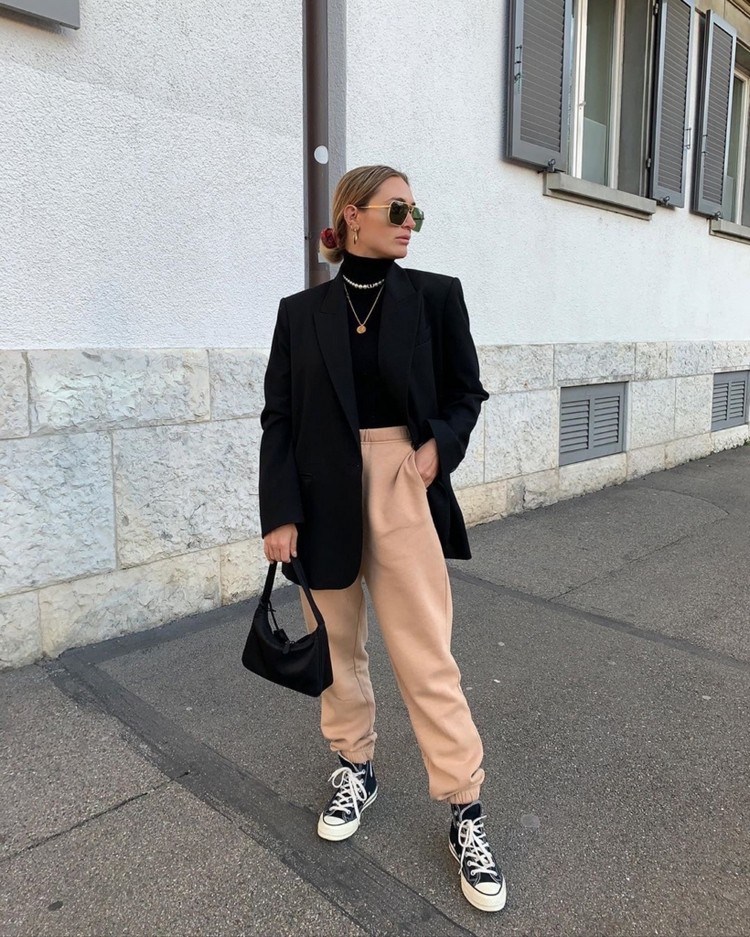 Oversize Blazer kombinieren Jogginghose Outfit