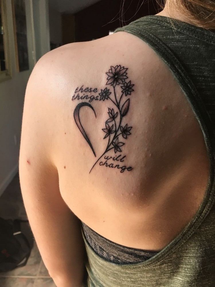 Schulter Tattooideen für Frauen Selbstliebe Tattoo Trend