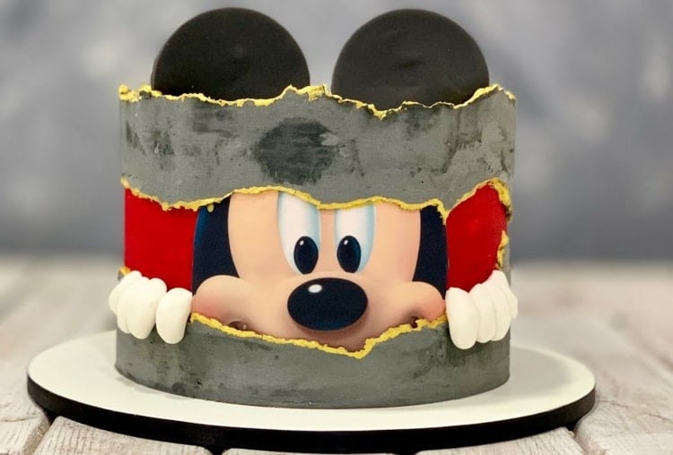 Torte für den Kindergeburtstag mit Mickey Mouse