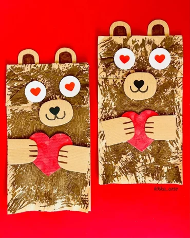 Einen Bären mit Herzen zum Valentinstag basteln und schenken