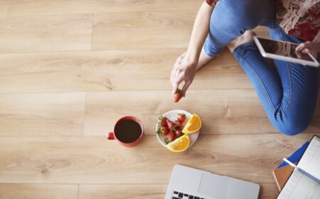 frisches Obst als gesunder Snack für Homeoffice