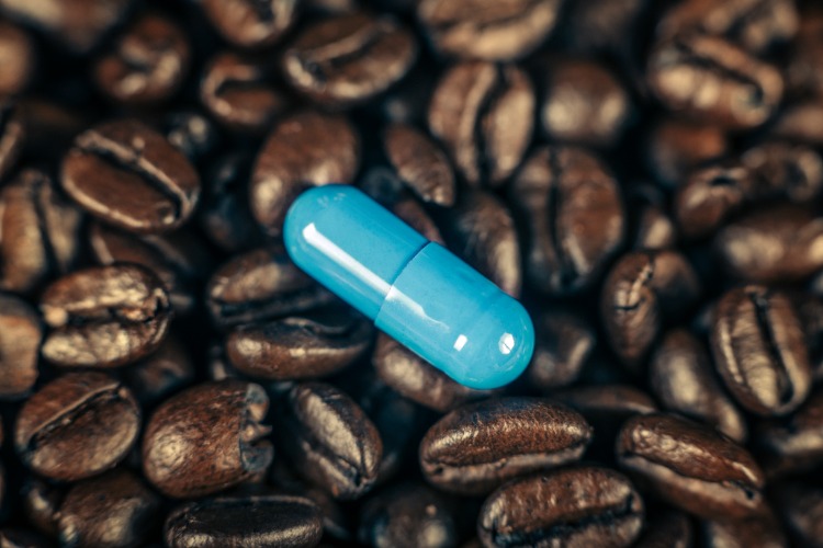 kapsel mit koffein als nahrungsergänzungsmittel statt kaffee zur täglichen einnahme