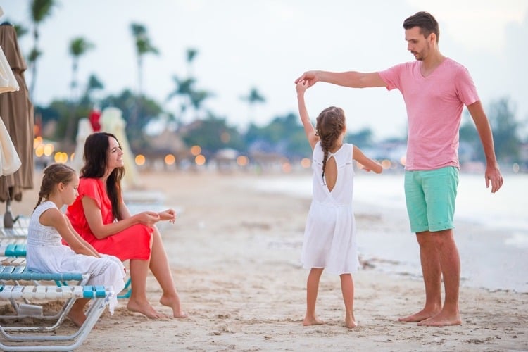 privathaftpflichtversicherung für familien in Urlaub