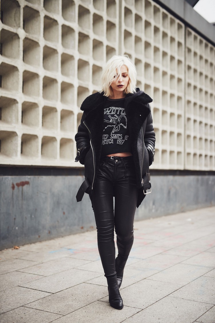 schwarze Skinny Jeans kombinieren Grunge Style Outfit