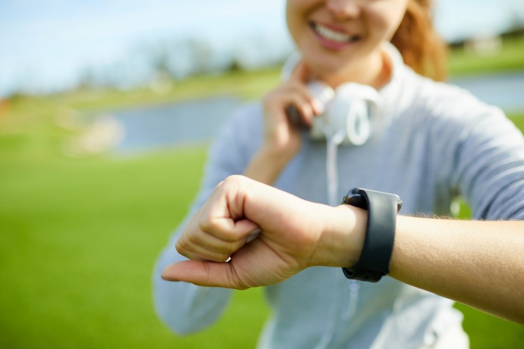 wie kann man 1000 Kalorien verbrennen HIIT Training für Zuhause