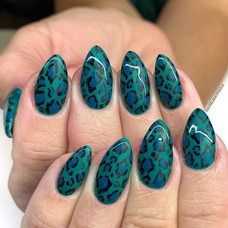 Blaue Nägel Bilder Animal Print Nails
