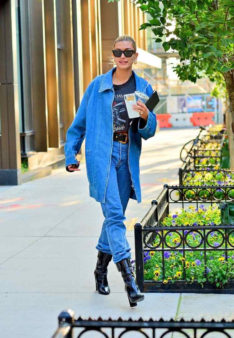 Denim on Denim Modetrend Oversize Jeansjacke kombinieren
