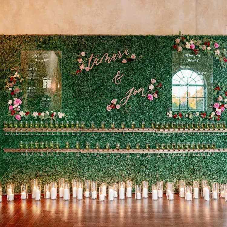Hochzeitstrends Sektempfang Champagner Wall gestalten
